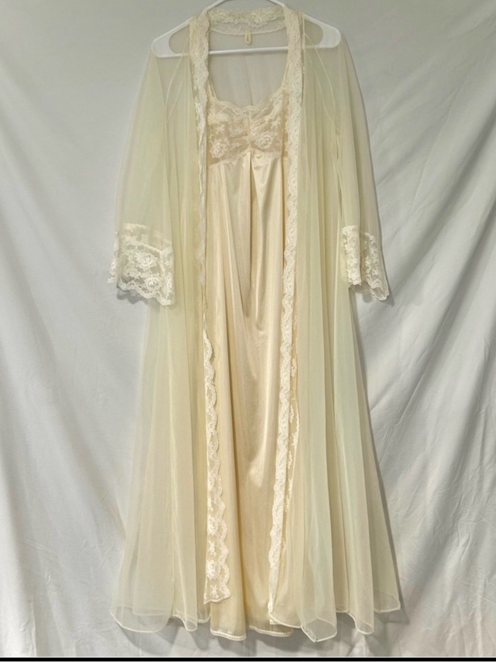 Miss Elaine Sheer Lace Trim Long Ivory/Rose Gold Chemise & Robe Set